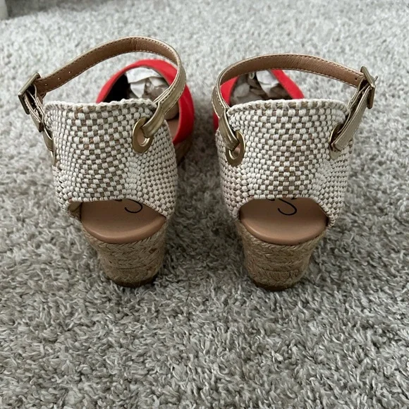 Gaimo Women’s Obi Espadrille Wedge Sandal Sz 40/9 Salmon Suede Round Closed Toe - Picture 3 of 11